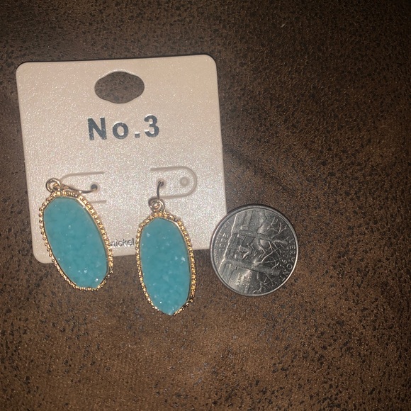 Aqua & Gold-tone drop earrings NEW! - Picture 3 of 3